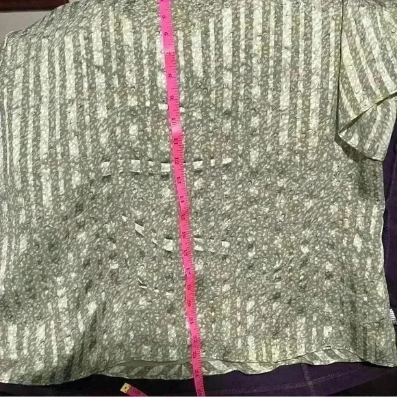 Talbots SILK olive green striped blouse size 14W - Picture 6 of 6